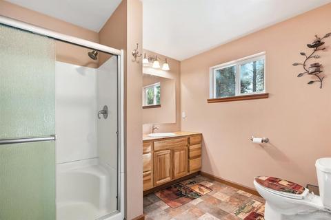 52765 Day Rd, La Pine, OR 97739 photo 9