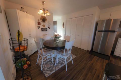 24415 Dodds, Bend, OR 97701 photo 6