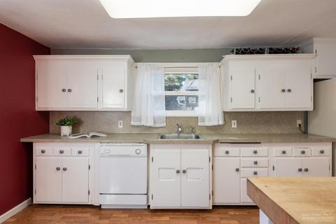 1452 NE 8th St, Bend, OR 97701 photo 6