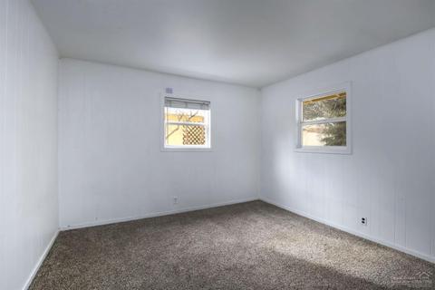 52324 Lechner Ln, La Pine, OR 97739 photo 9