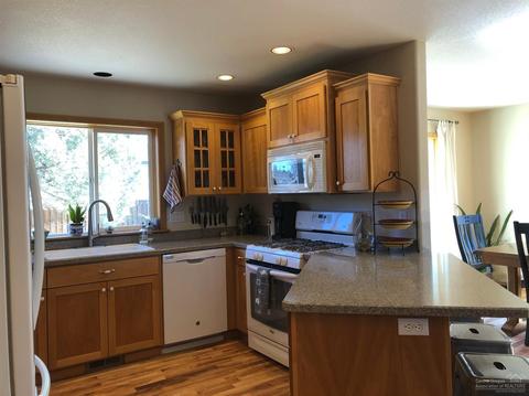 63216 NEastview Dr, Bend, OR 97701 photo 6