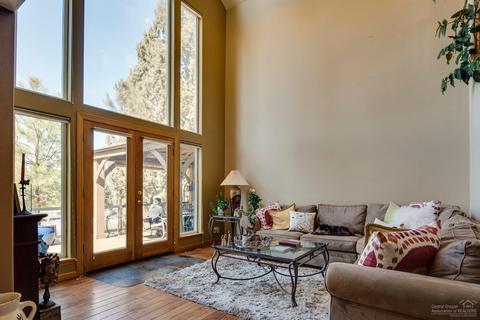 61073 Ferguson Ct, Bend, OR 97702 photo 7