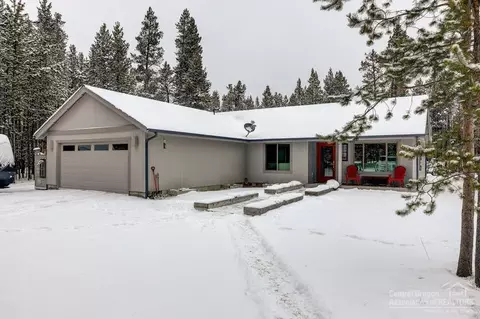 16298 Bear Ln, Bend, OR 97707 photo 1