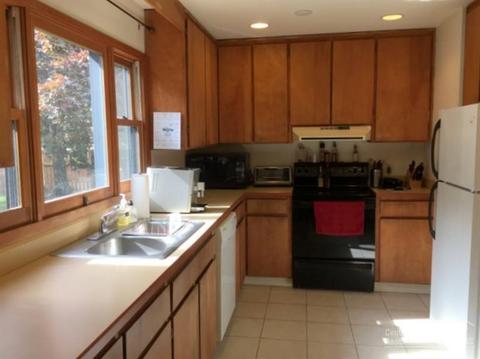 851 NE 8th St, Bend, OR 97701 photo 13