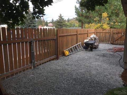 851 NE 8th St, Bend, OR 97701 photo 22