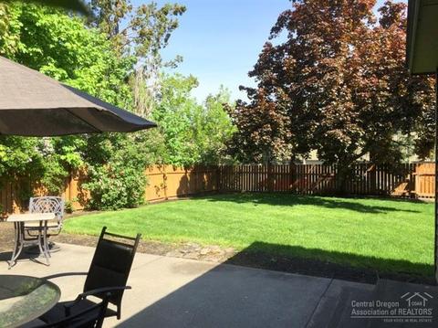 851 NE 8th St, Bend, OR 97701 photo 21