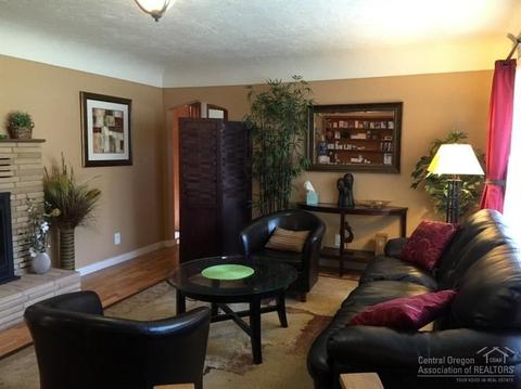 851 NE 8th St, Bend, OR 97701 photo 9