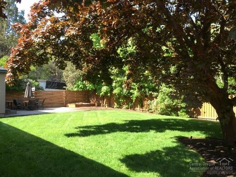 851 NE 8th St, Bend, OR 97701 photo 5
