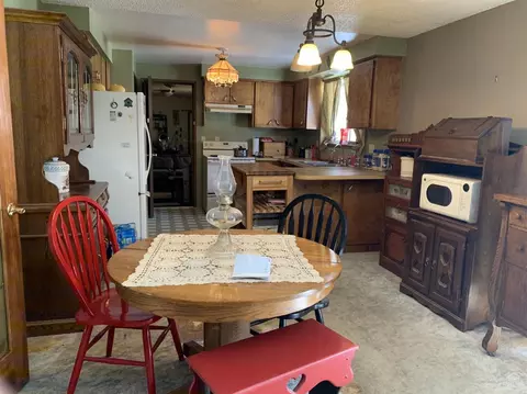 61114 Echo Hollow Rd, Bend, OR 97702 photo 4