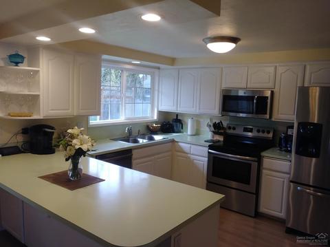 3444 Tempa St, Eugene, OR 97401 photo 8