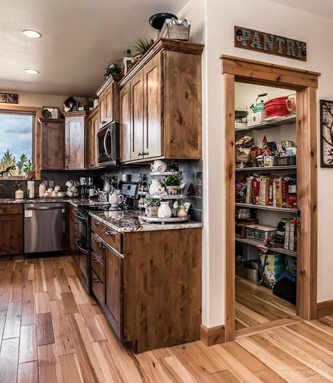 22017 Quebec Ct, Bend, OR 97702 photo 7