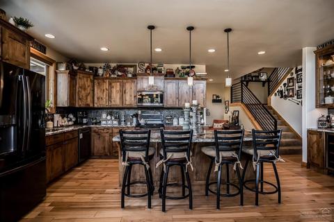 22017 Quebec Ct, Bend, OR 97702 photo 4
