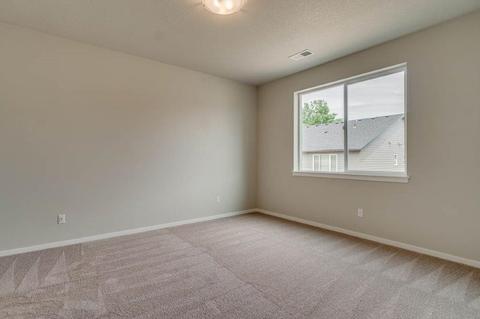 21158 SE Thomas Dr, Bend, OR 97702 photo 10