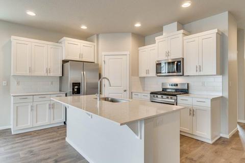 21158 SE Thomas Dr, Bend, OR 97702 photo 5