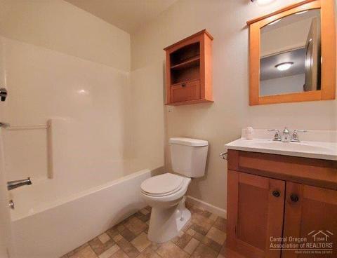 51801 Pine Loop Dr, La Pine, OR 97739 photo 11