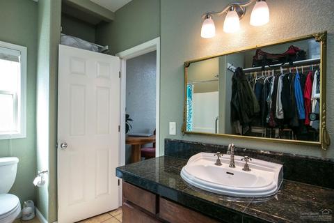 62071 Wolcott Pl, Bend, OR 97701 photo 9