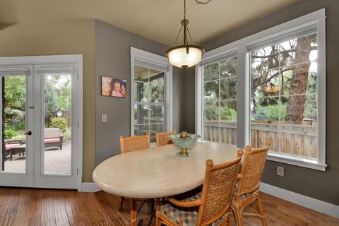 689 NW Powell Butte Loop, Bend, OR 97703 photo 12