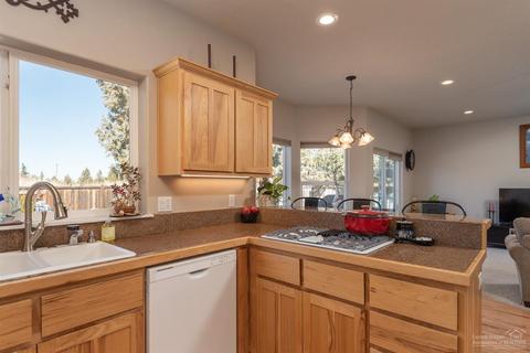 3341 NE Stonebrook Loop, Bend, OR 97701 photo 6