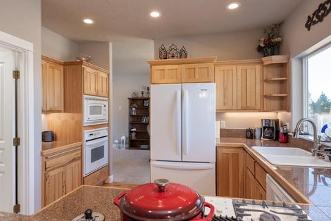 3341 NE Stonebrook Loop, Bend, OR 97701 photo 8