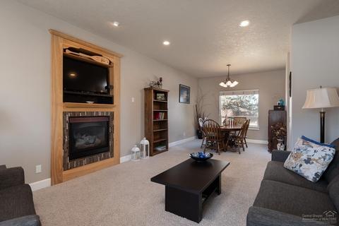 3341 NE Stonebrook Loop, Bend, OR 97701 photo 4