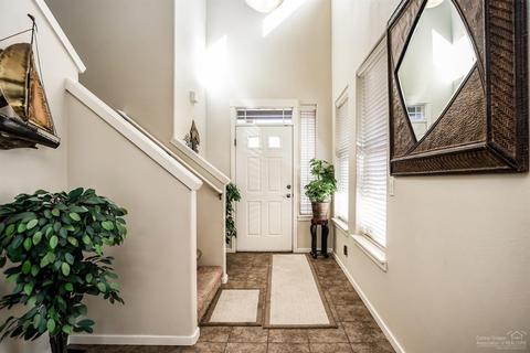 20573 Boyd Ct, Bend, OR 97701 photo 4