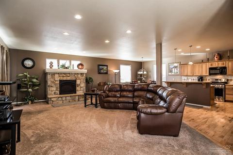 20573 Boyd Ct, Bend, OR 97701 photo 5