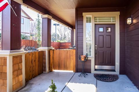 20573 Boyd Ct, Bend, OR 97701 photo 3
