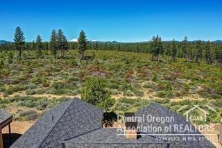 19187 Gateway Loop, Bend, OR 97702 photo 3