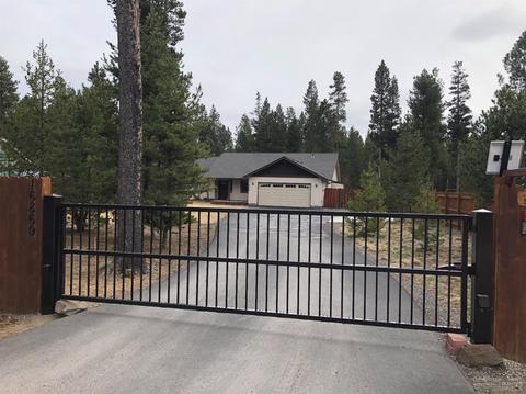 16869 Downey, Bend, OR 97707 photo 1