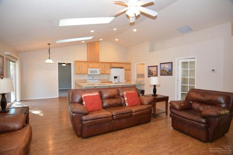 16869 Downey, Bend, OR 97707 photo 10