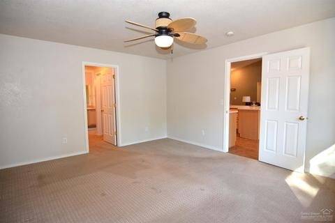 16869 Downey, Bend, OR 97707 photo 11