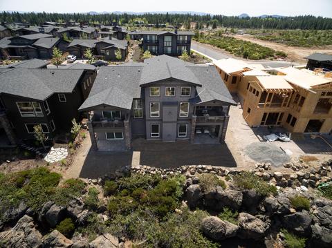 19385 Alianna Loop, Bend, OR 97702 photo 3