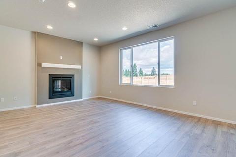 21162 SE Thomas Dr, Bend, OR 97702 photo 6