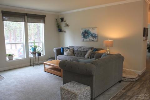19260 Cherokee Rd, Bend, OR 97702 photo 5