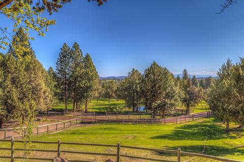 64855 Collins Rd, Bend, OR 97703 photo 20