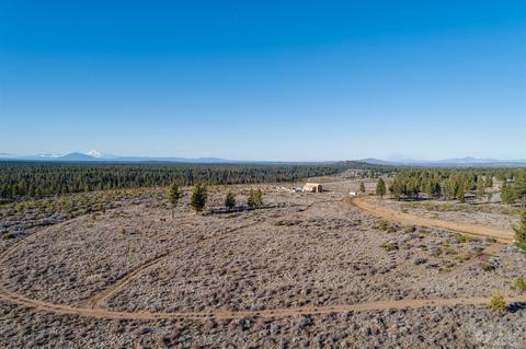 62490 Huntsman Loop, Bend, OR 97703 photo 22
