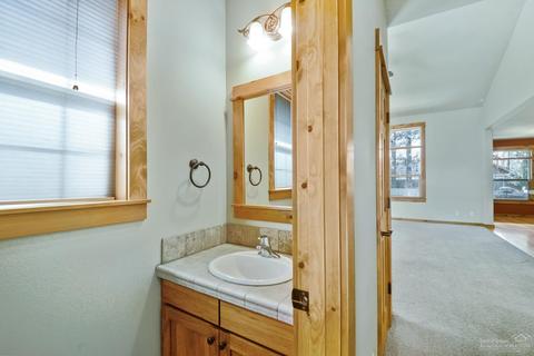 60835 Taralon Pl, Bend, OR 97702 photo 5