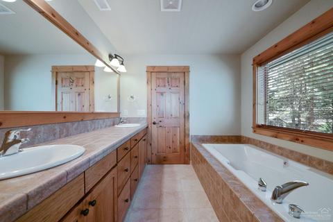 60835 Taralon Pl, Bend, OR 97702 photo 20