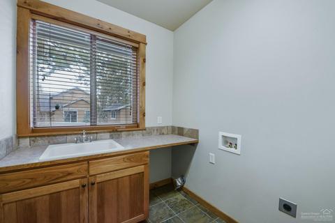 60835 Taralon Pl, Bend, OR 97702 photo 16