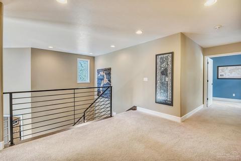 896 NW Stonepine Dr, Bend, OR 97703 photo 14