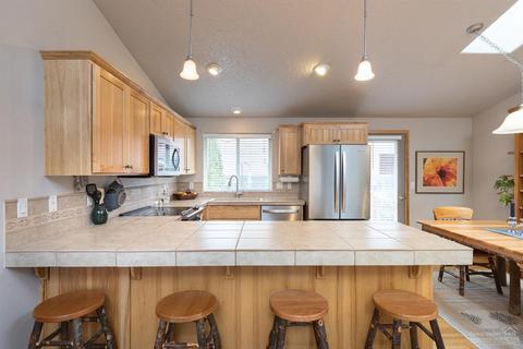 20513 Prospector Loop, Bend, OR 97702 photo 7