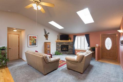 20513 Prospector Loop, Bend, OR 97702 photo 5