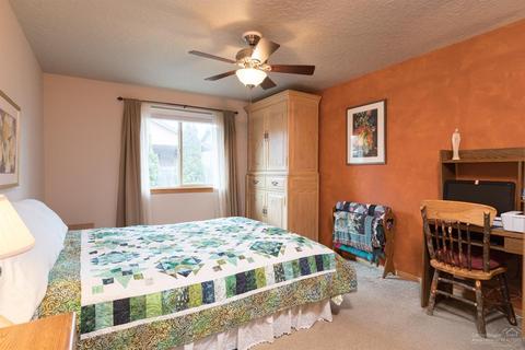 20513 Prospector Loop, Bend, OR 97702 photo 11