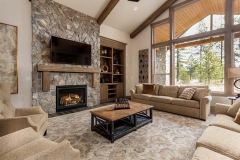 56424 Fireglass Loop, Bend, OR 97707 photo 2