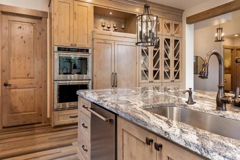 56424 Fireglass Loop, Bend, OR 97707 photo 9