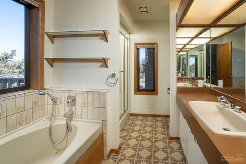 21565 Dale, Bend, OR 97701 photo 15
