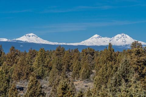 21565 Dale, Bend, OR 97701 photo 3