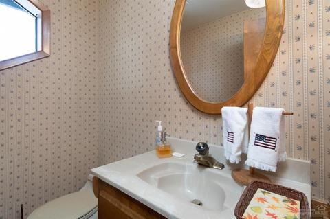 21565 Dale, Bend, OR 97701 photo 16