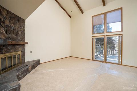 21565 Dale, Bend, OR 97701 photo 6