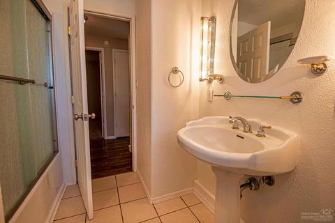 1610 SE Ramsay Rd, Bend, OR 97702 photo 16